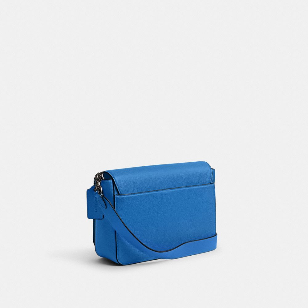 MESSENGER BAG WITH SIGNATURE CANVAS INTERIOR