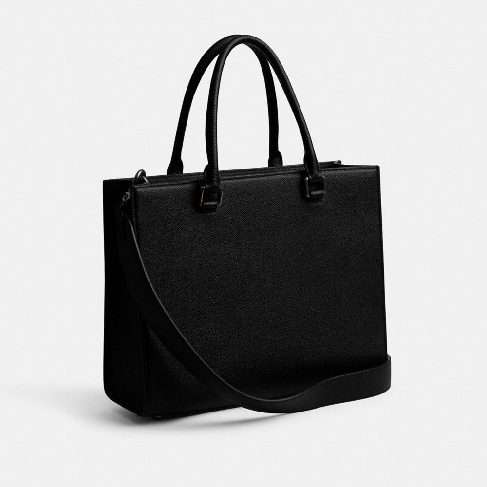 COACH Official Site Official page | TOTE WITH SIGNATURE CANVAS