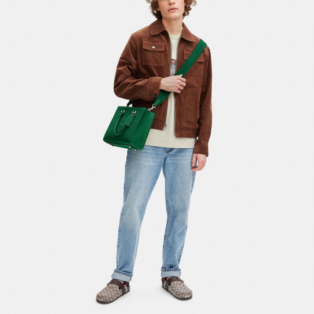 經典 SIGNATURE 帆布襯裡托特手袋