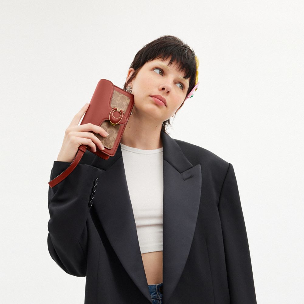 TABBY 經典 SIGNATURE 帆布手腕包