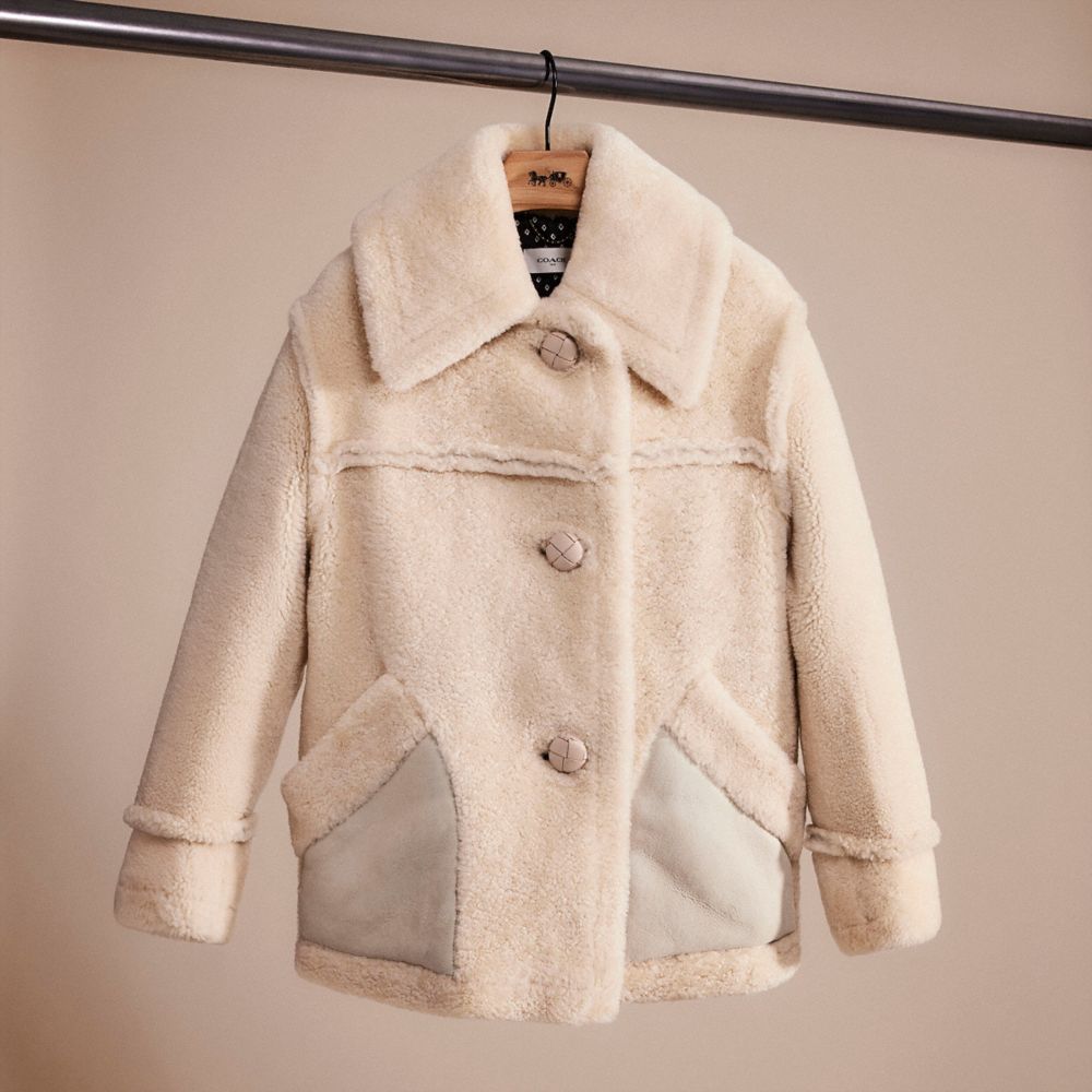 CL770 - Restored Short Shearling Coat With Printed Lining Vintage White