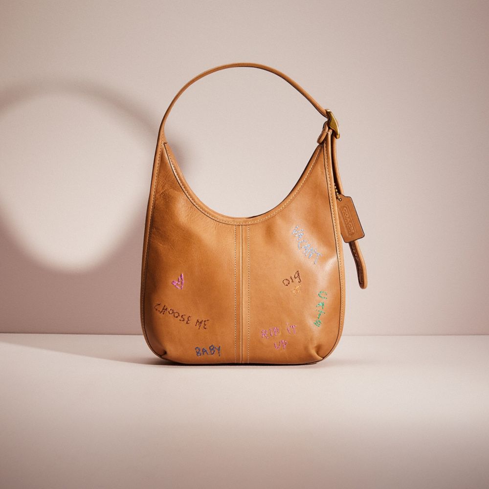 CL833 - Restored Ergo Shoulder Bag In Original Natural Leather Brass/Turmeric Nut