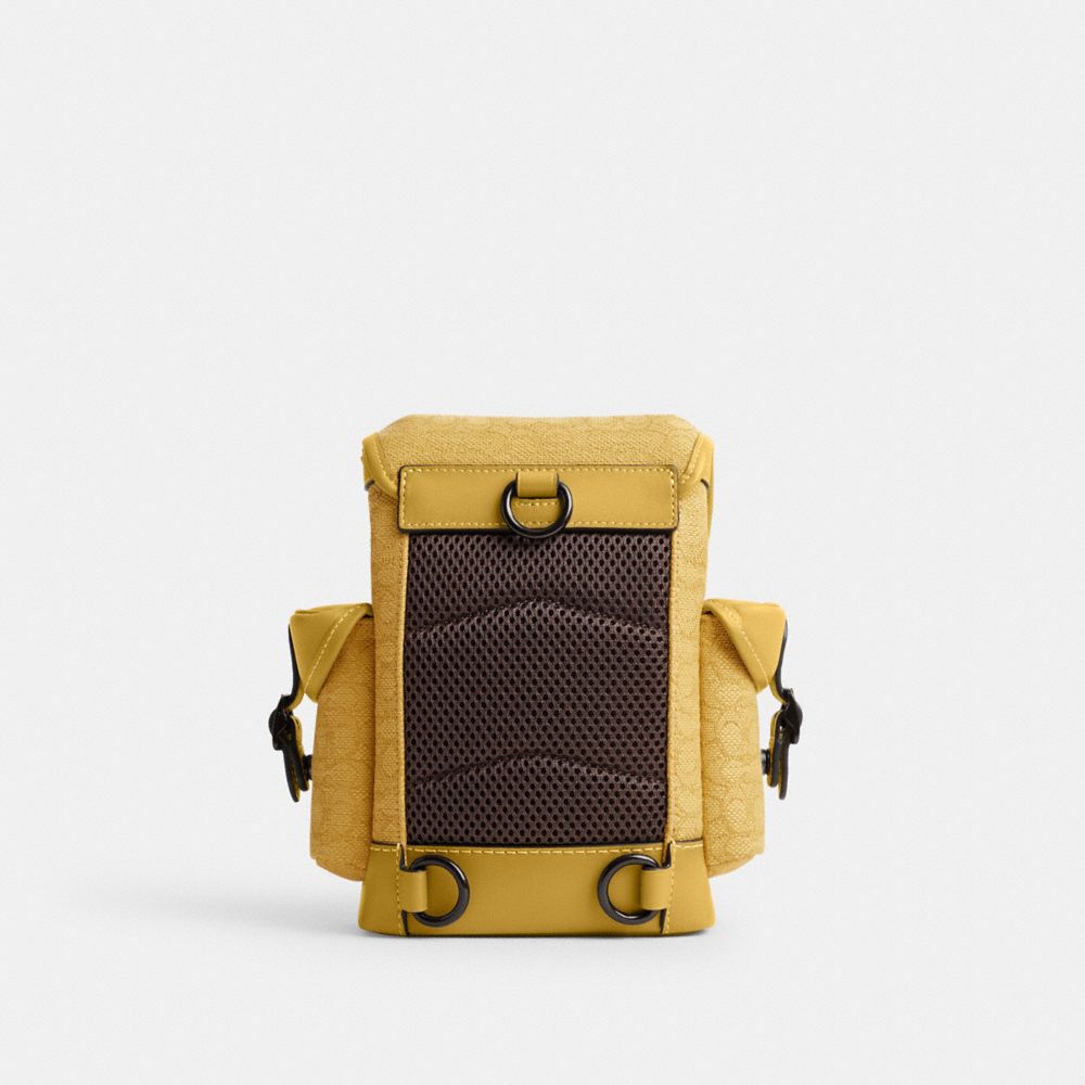 HITCH BACKPACK 13 IN MICRO SIGNATURE JACQUARD