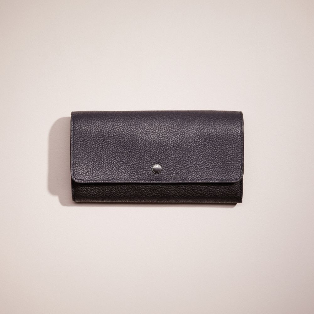 CM451 - Restored Multifunctional Wallet In Colorblock Midnight/Black