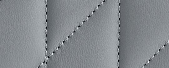 小型絎縫拉鍊卡夾