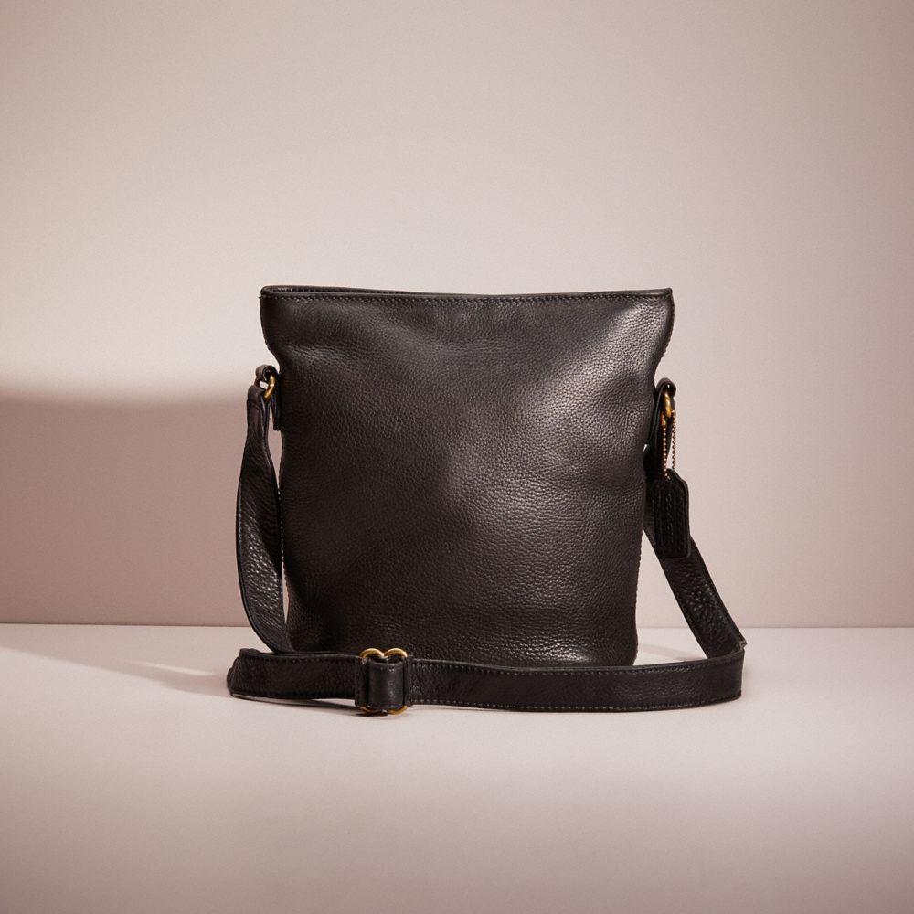 CM626 - Vintage Sonoma Small Bucket Zip Bag Black