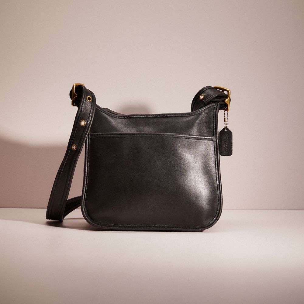 CM663 - Vintage Legacy Zip Bag Black