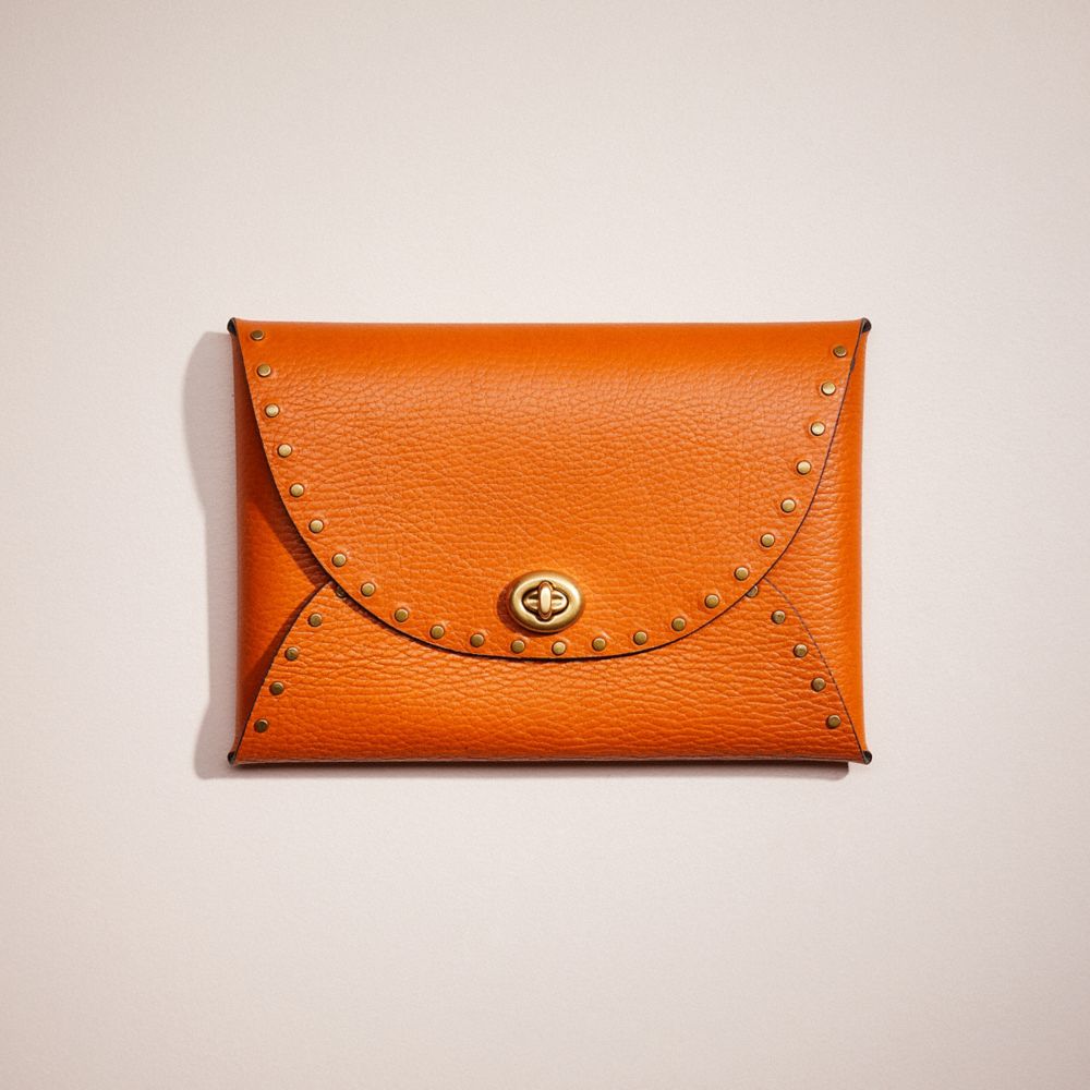 CN213 - Remade Large Pouch With Rivets Saddle
