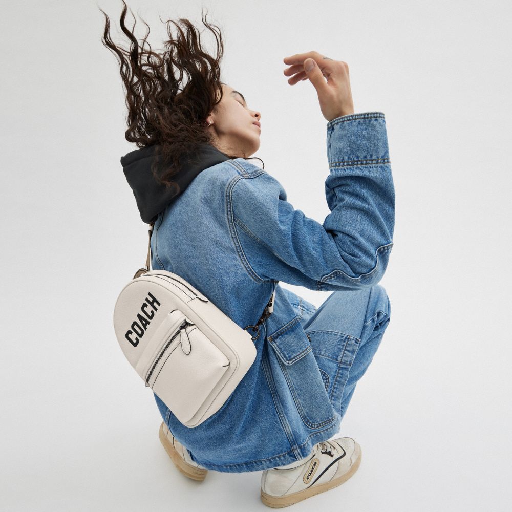 CHARTER COACH 圖樣手袋