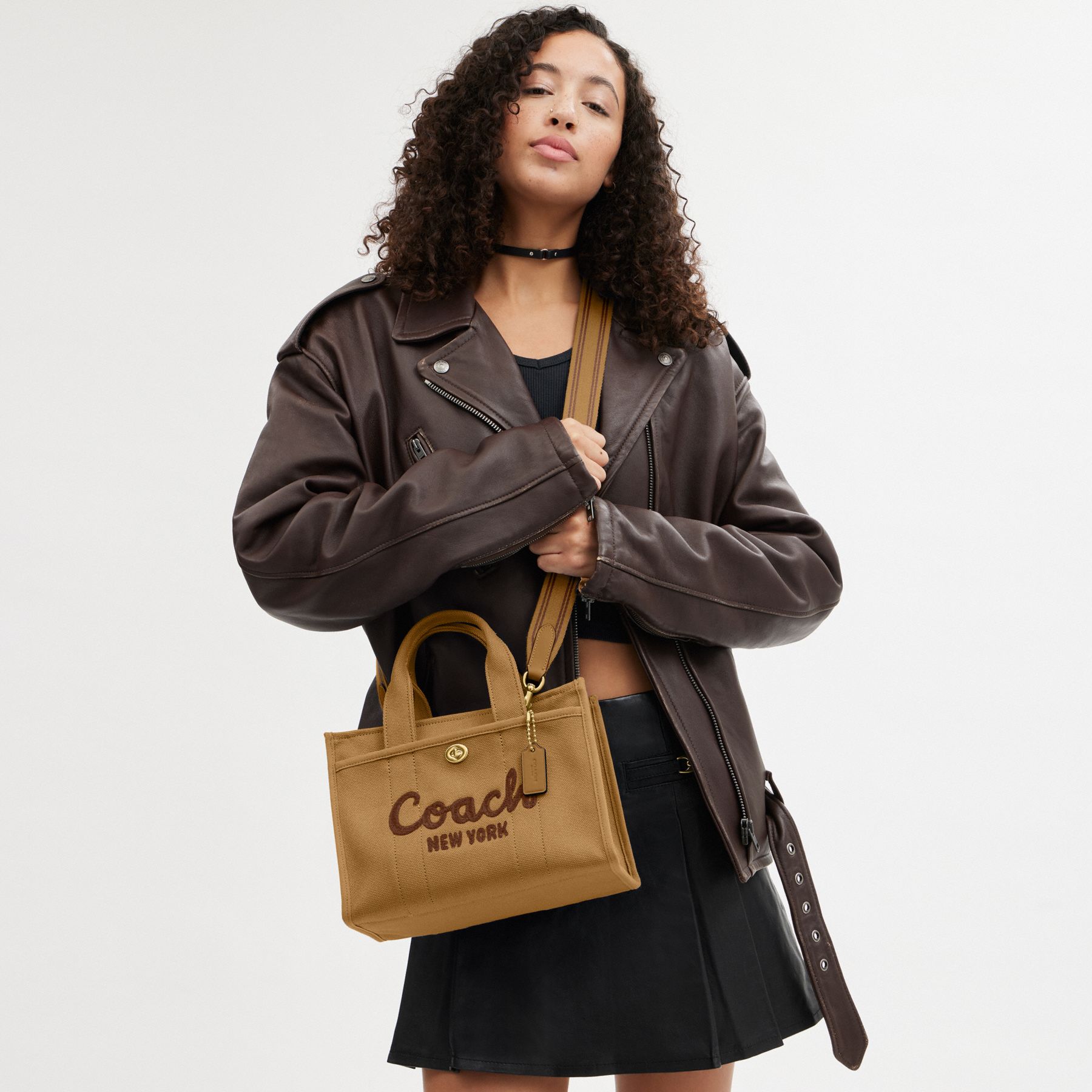 COACH 手袋 CARGO 26 托特手袋| COACH 官方網站Official page