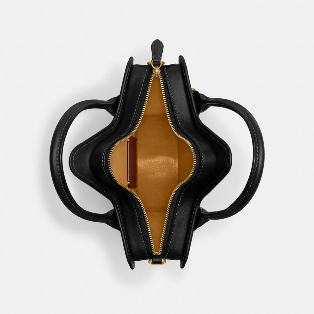 STAR BAG IN REGENERATIVE LEATHER