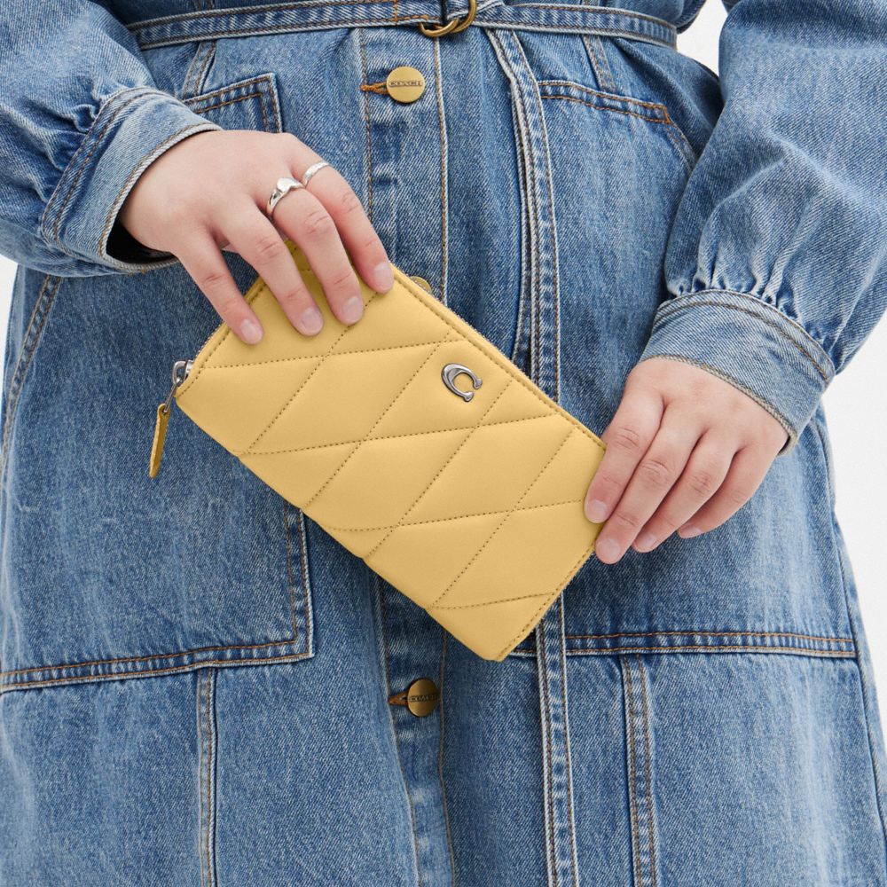 ACCORDION ZIP WALLET WITH PILLOW QUILTING