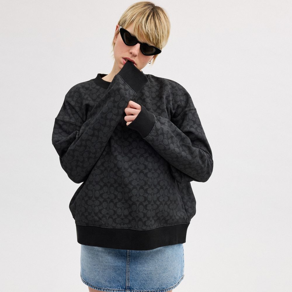 ESSENTIAL SIGNATURE CREWNECK