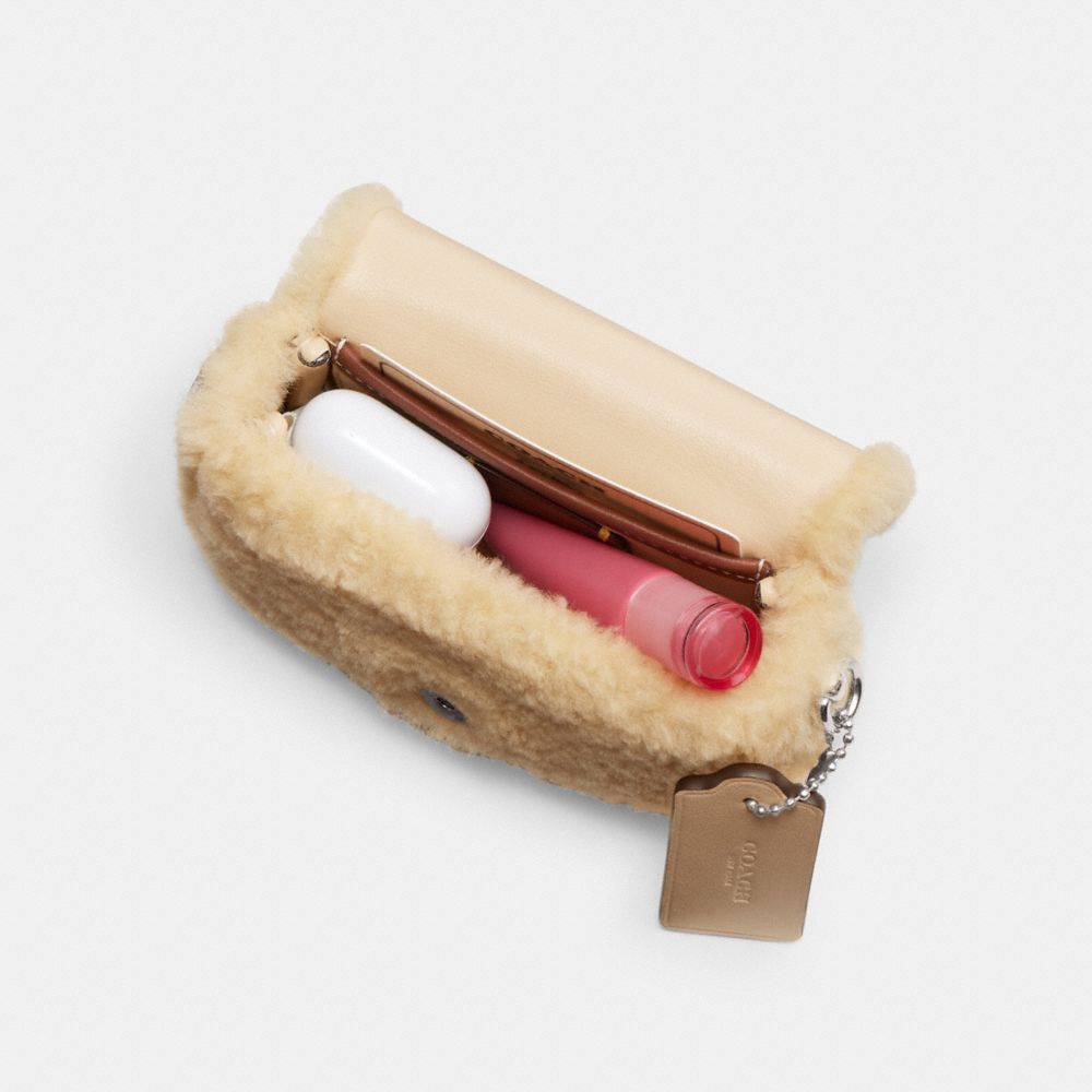 TABBY 12 SHEARLING 手袋