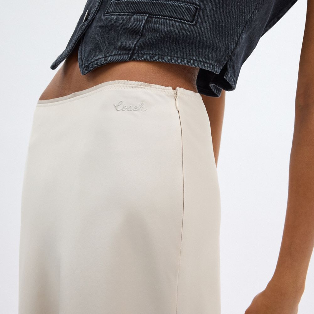 長版緞面中長連身裙