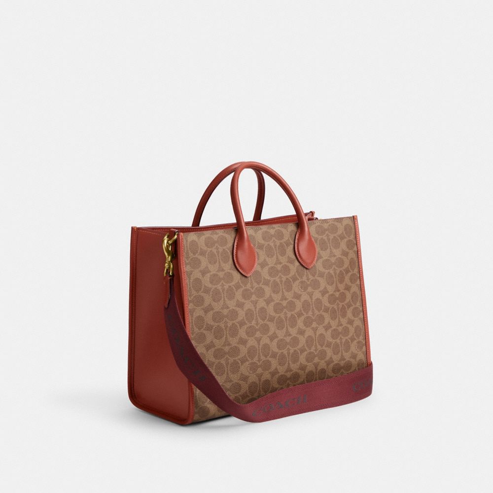 ACE TOTE 35 IN SIGNATURE CANVAS