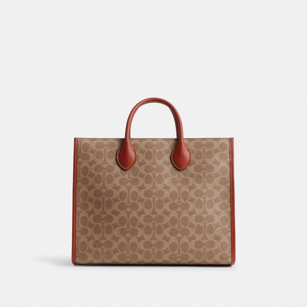 ACE TOTE 35 IN SIGNATURE CANVAS