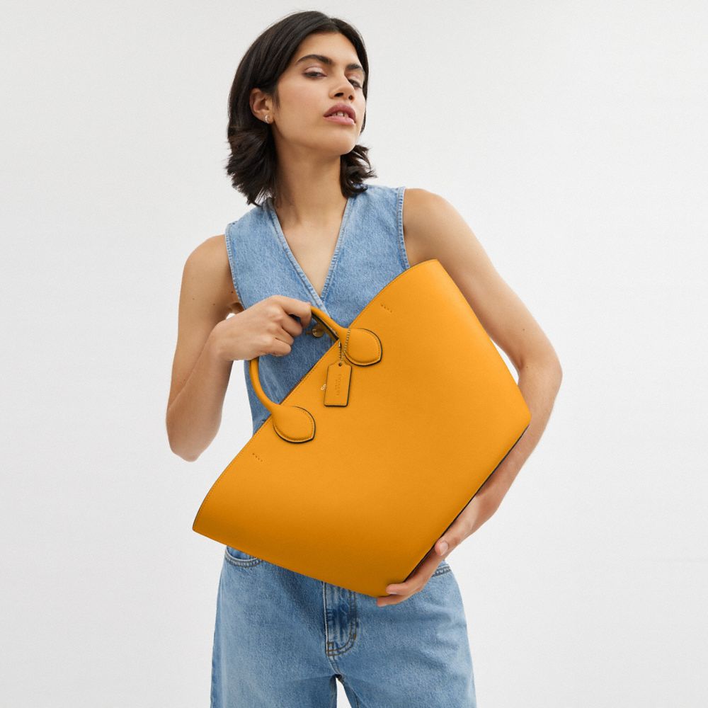 BASKET 提籃式托特手袋