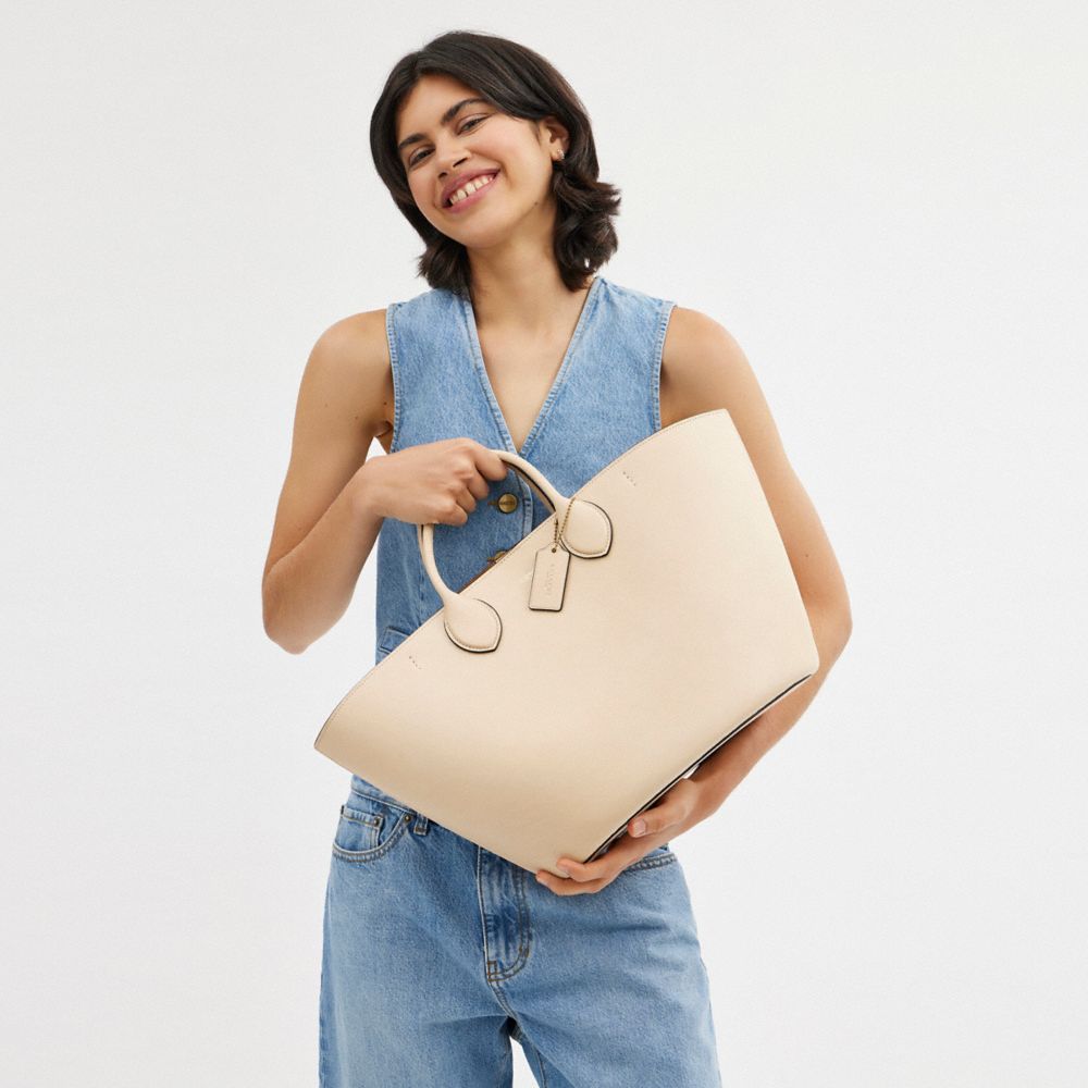 BASKET 提籃式托特手袋