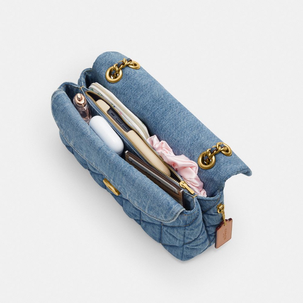 TABBY 26 絎縫單肩手袋