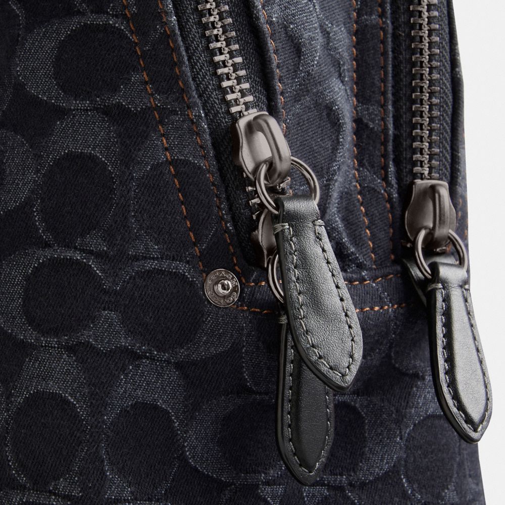 CHARTER 經典 SIGNATURE 丹寧面料後背包