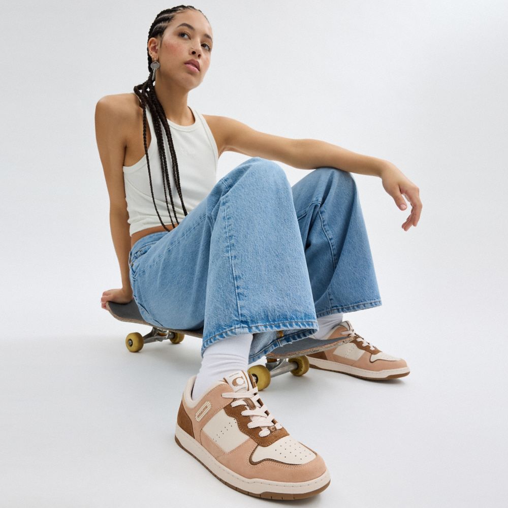C201 LOW TOP SNEAKER