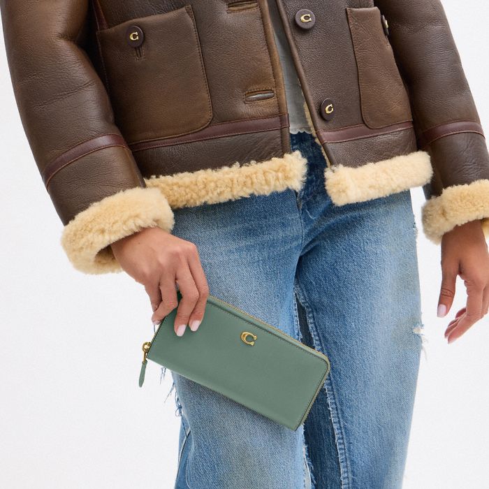 ESSENTIAL SLIM ACCORDION ZIP WALLET