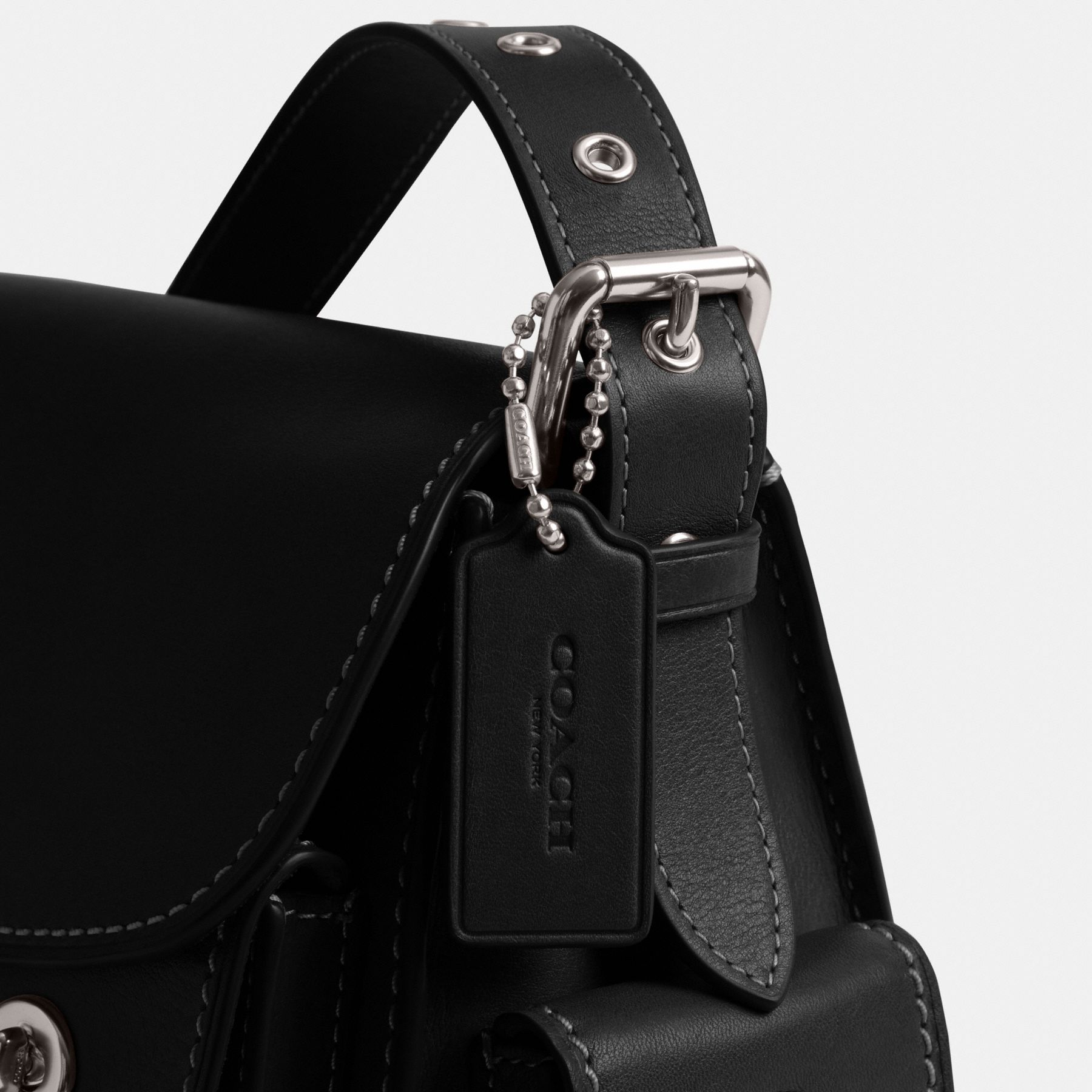 CARGO TURNLOCK SOFT TABBY | COACH 官方網站Official page