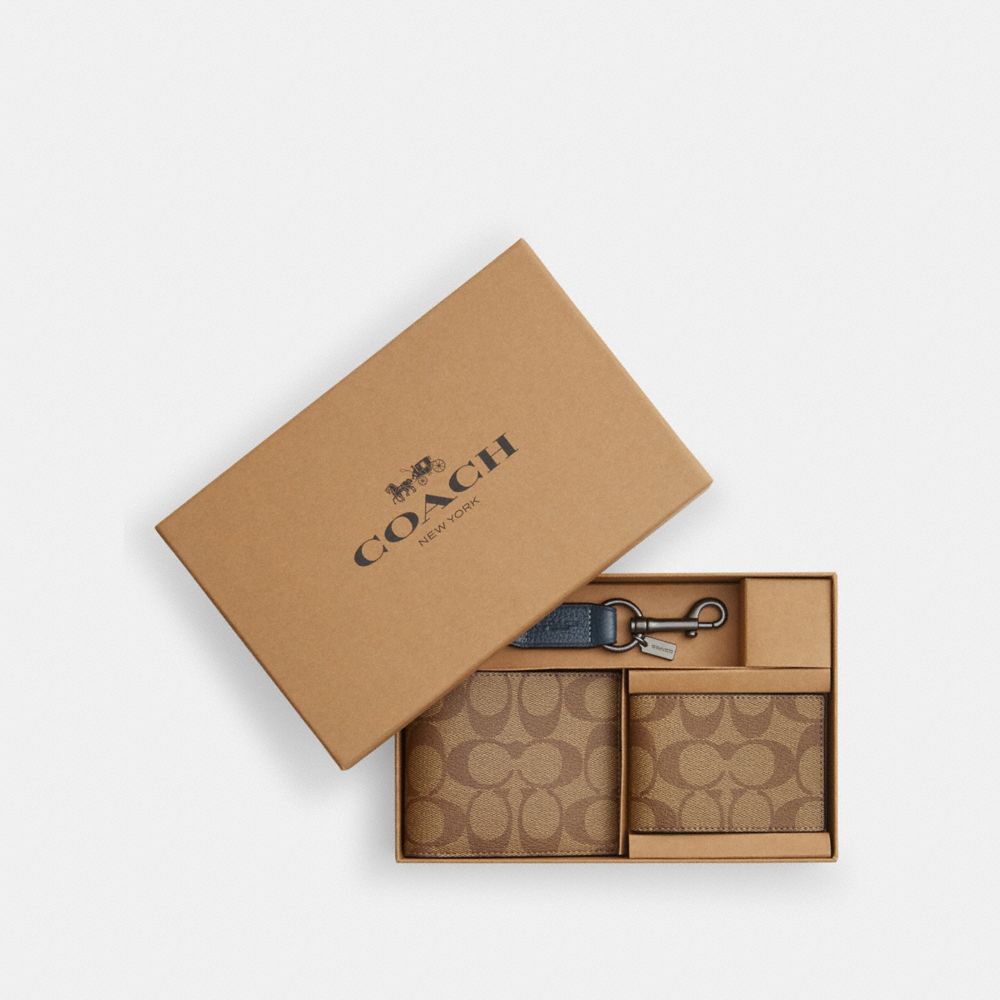 COACH CU127 Boxed 3 In 1 Wallet Gift Set In Colorblock Signature Canvas Gunmetal/Khaki/Denim