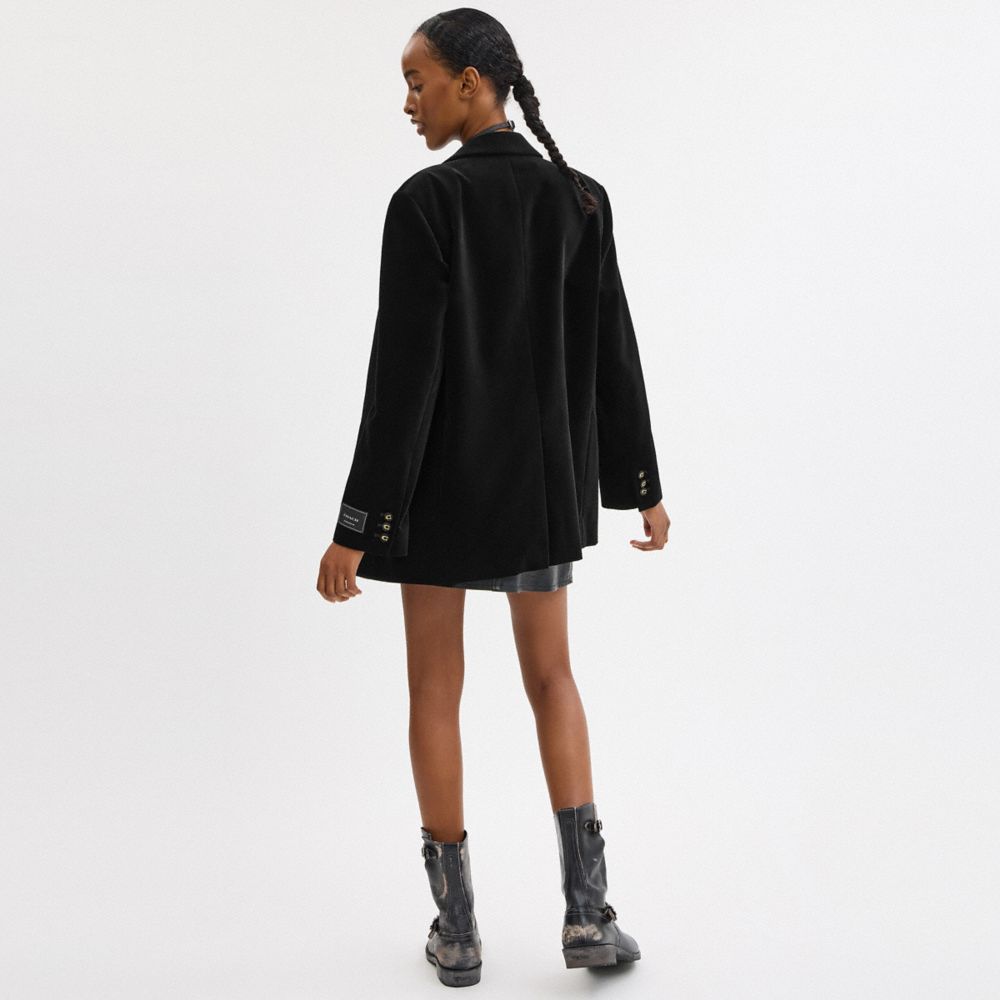 天鵝絨西裝外套