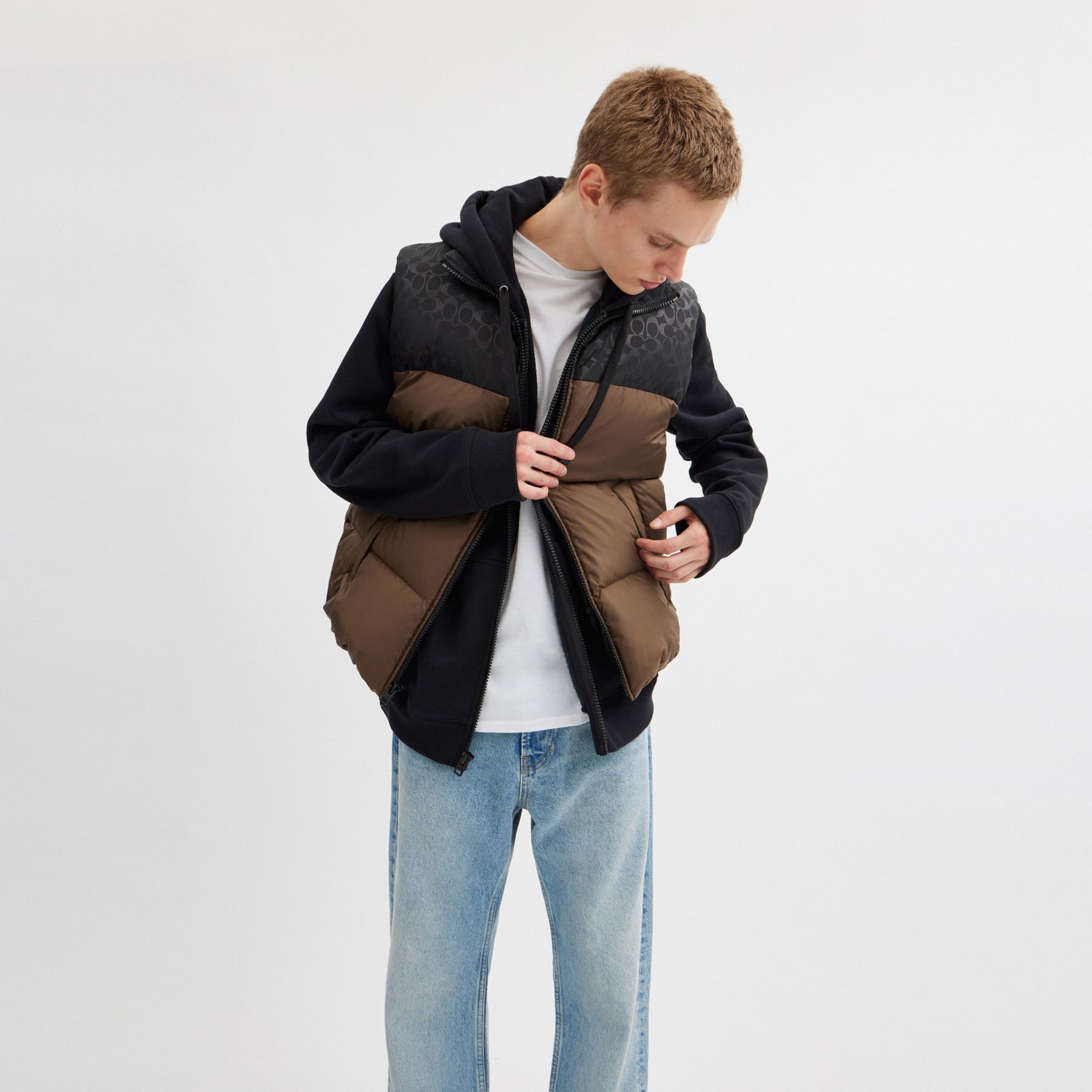 DOWN PUFFER VEST IN RECYCLED POLYESTER  Dark Moss