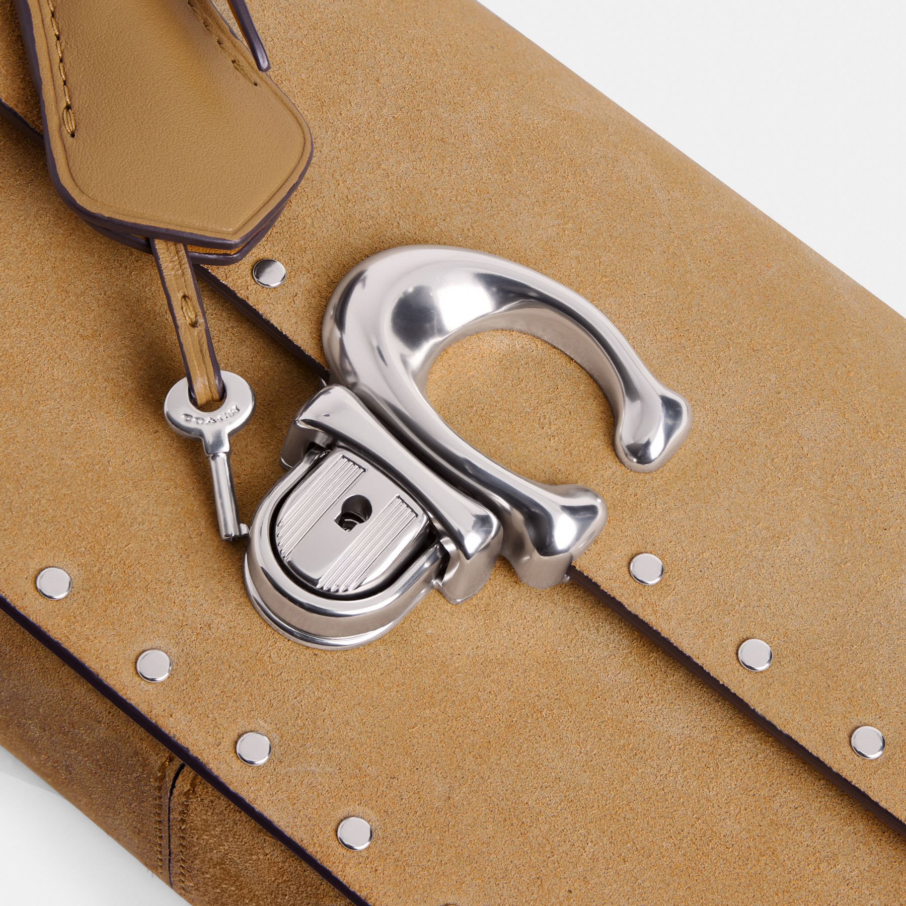 COACH コーチ レザー レディース グローブ 手袋 ギフト対応可