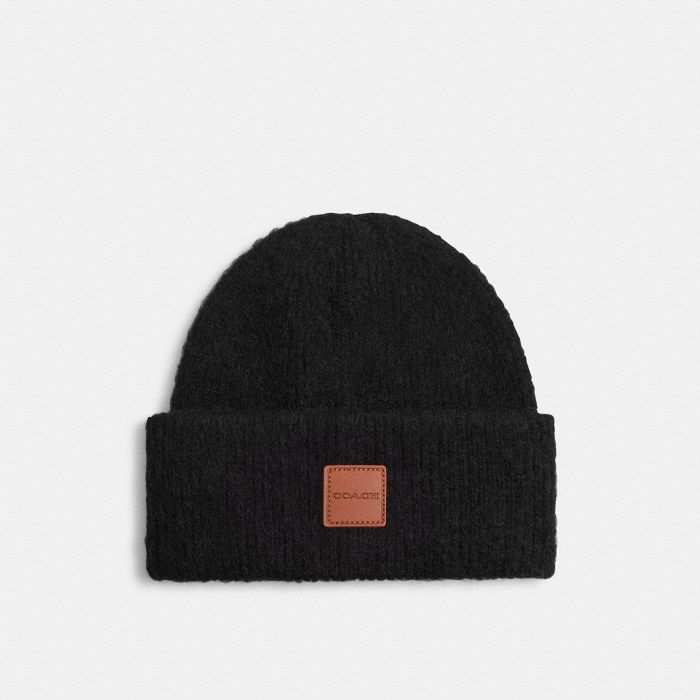 KNIT BEANIE WITH LEATHER PATCH