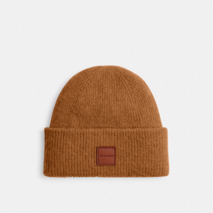 KNIT BEANIE WITH LEATHER PATCH