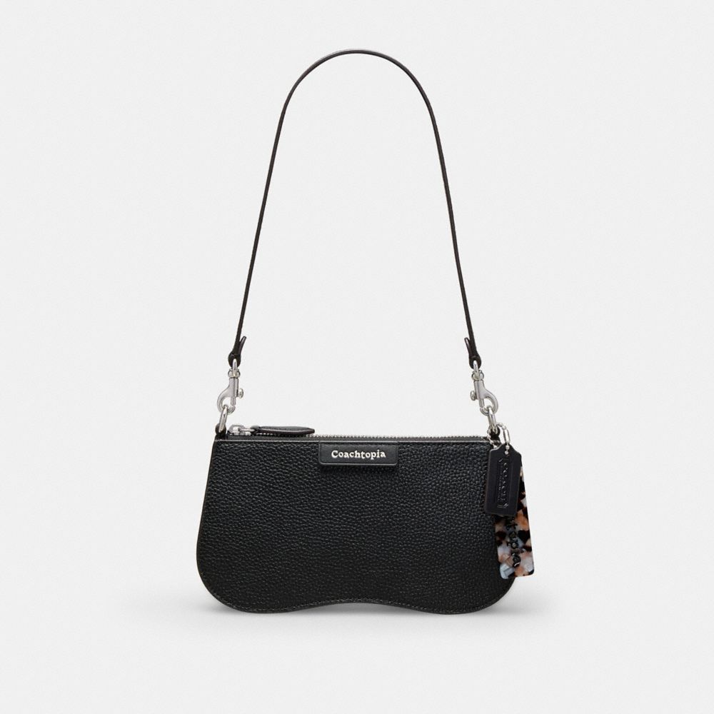 Wavy Baguette Bag In Pebbled Coachtopia Leather - CU870 - Black