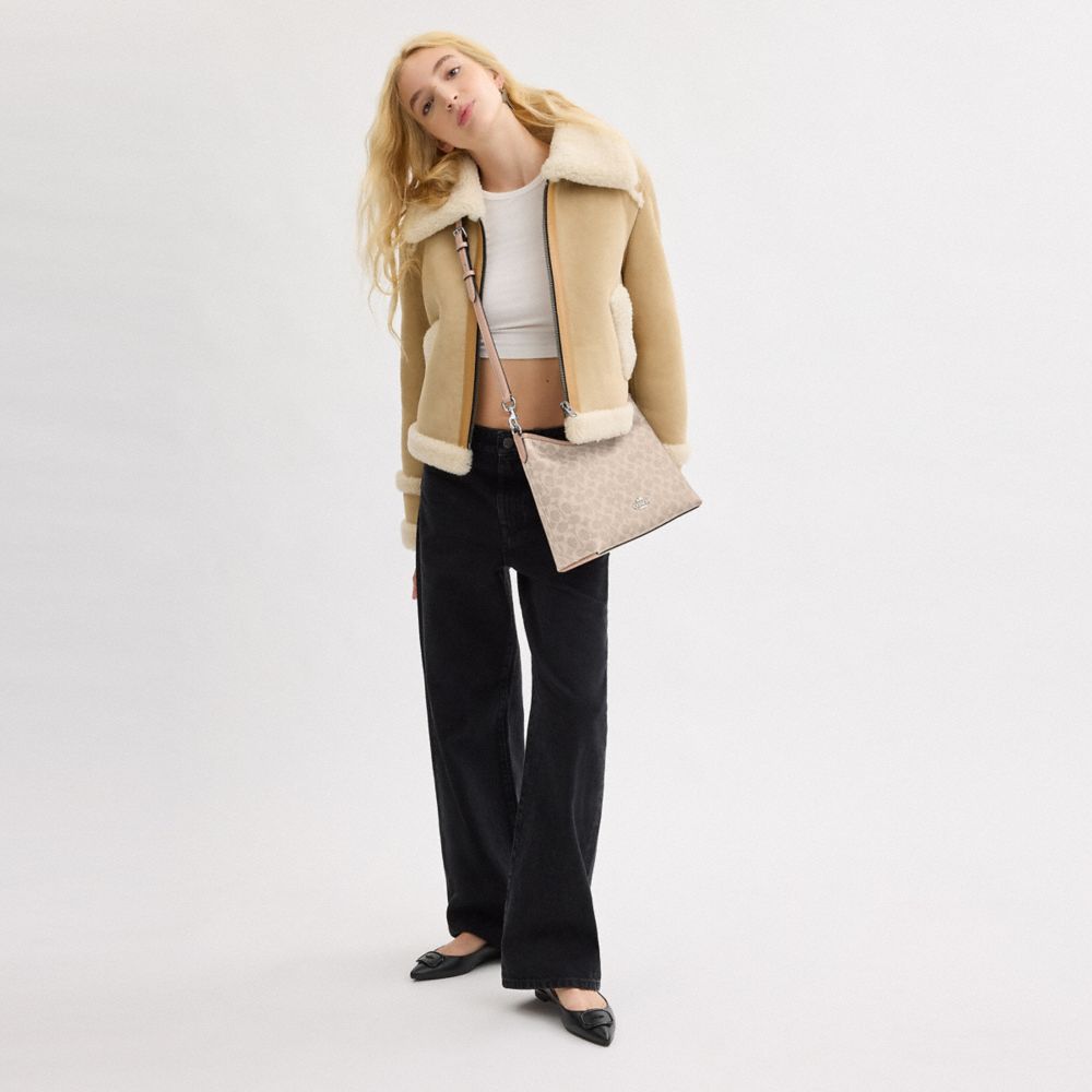 LAUREL SHOULDER BAG IN SIGNATURE CANVAS
