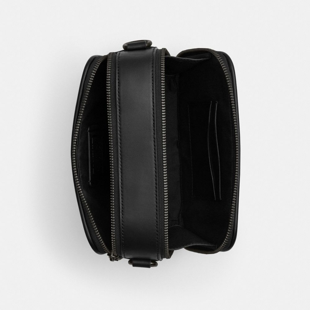 WYATT CROSSBODY BAG IN SIGNATURE CANVAS