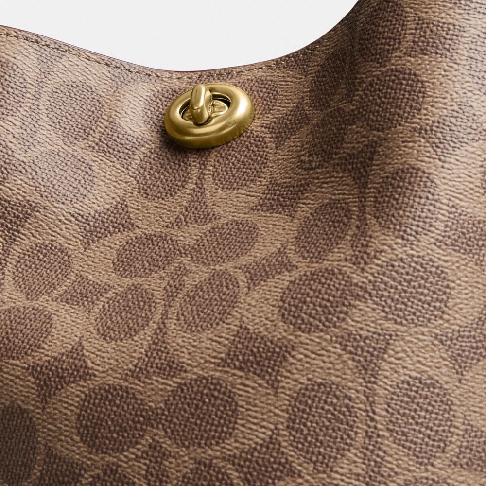 WILLOW SOFT BUCKET BAG 19 IN SIGNATURE CANVAS