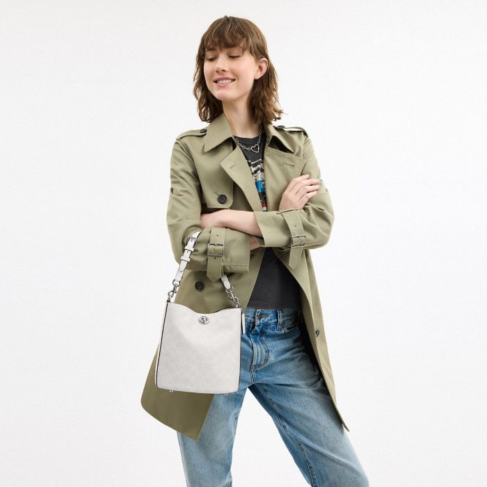 WILLOW SOFT BUCKET BAG 19 IN SIGNATURE CANVAS