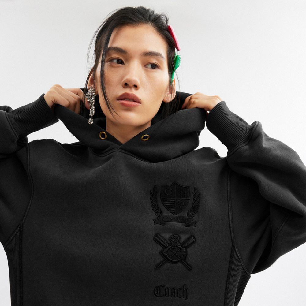 SIGNATURE CREST HOODIE DRESS IN ORGANIC COTTON