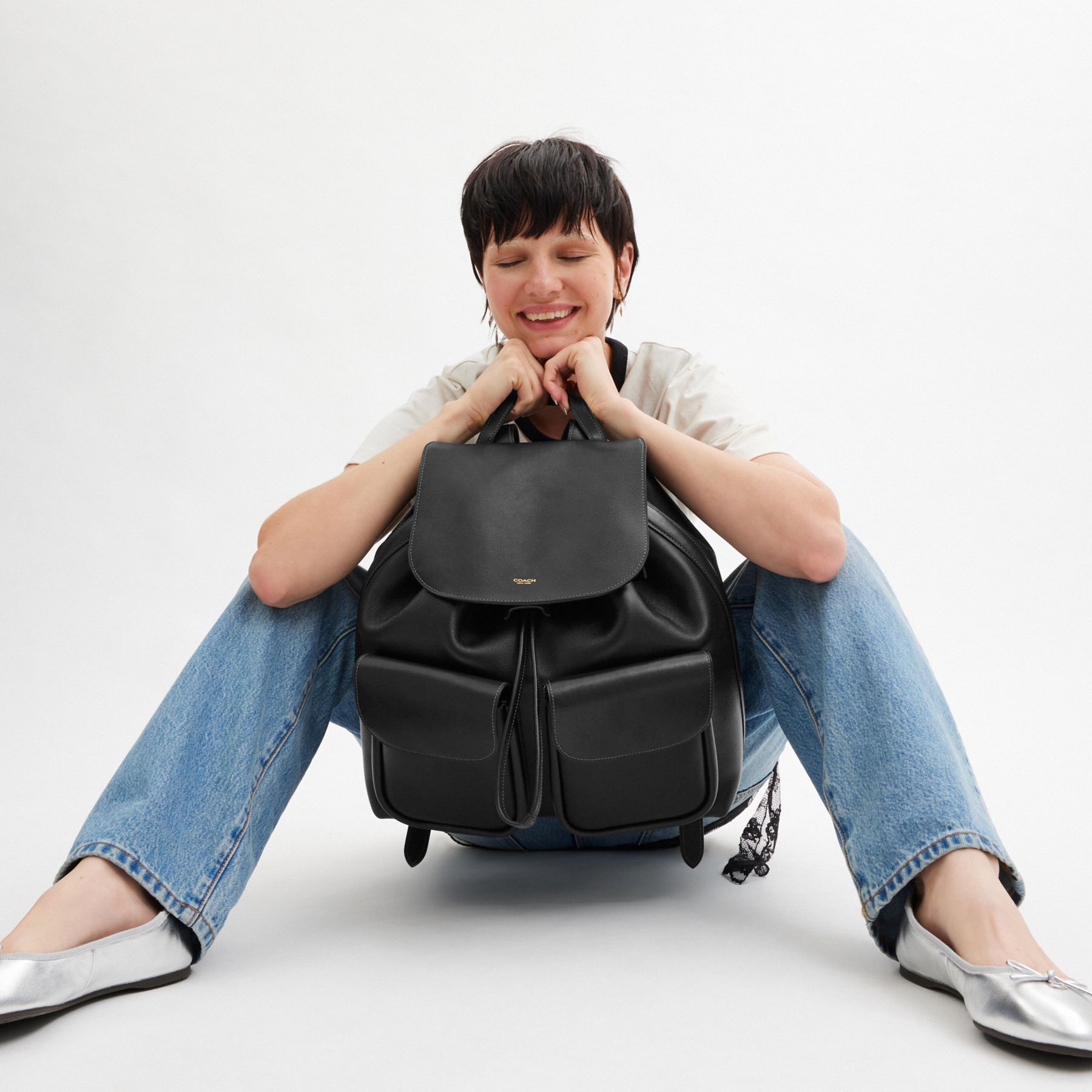 CROSBY 後背包| COACH 官方網站Official page