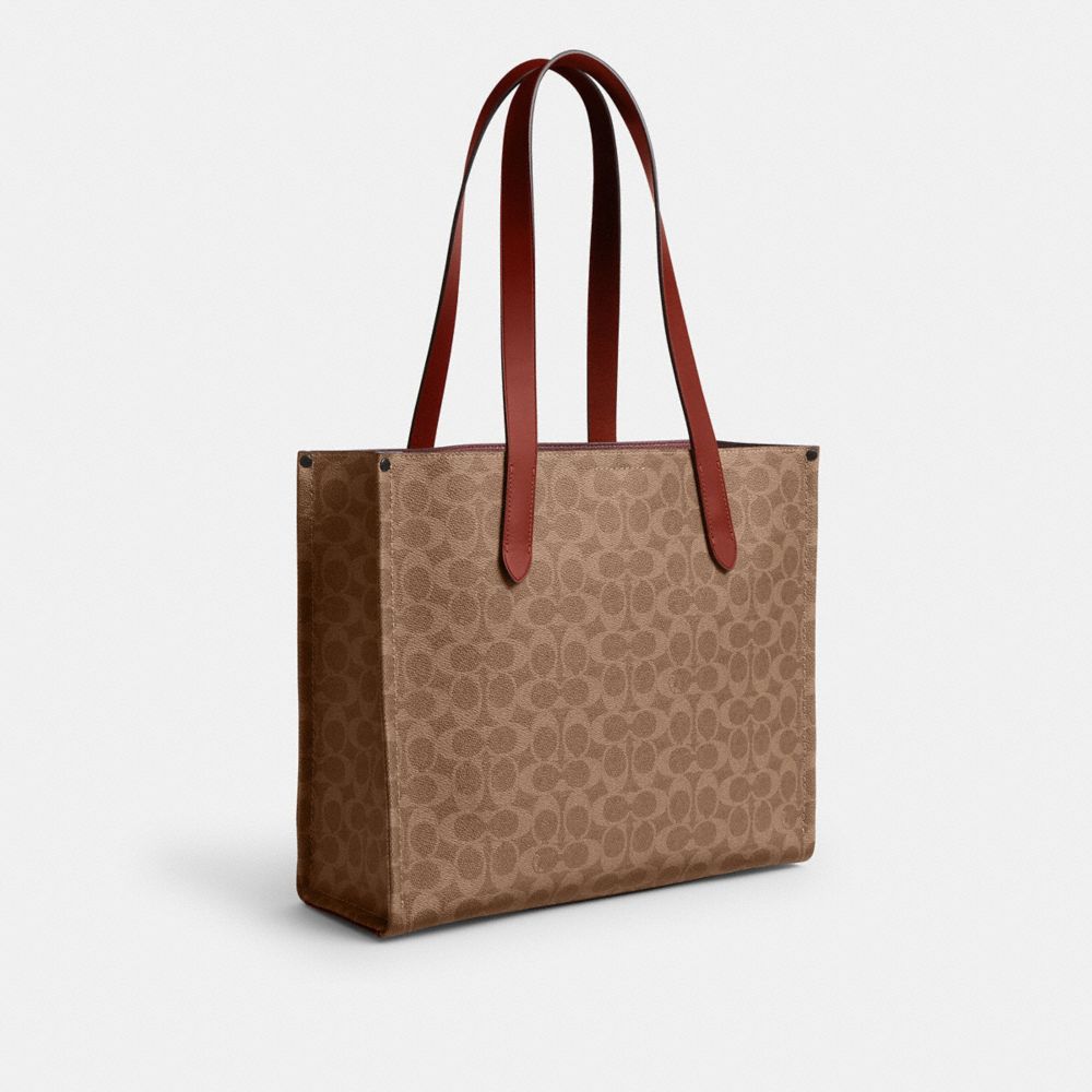 RELAY TOTE BAG 34 IN SIGNATURE CANVAS WITH COACH GRAPHIC