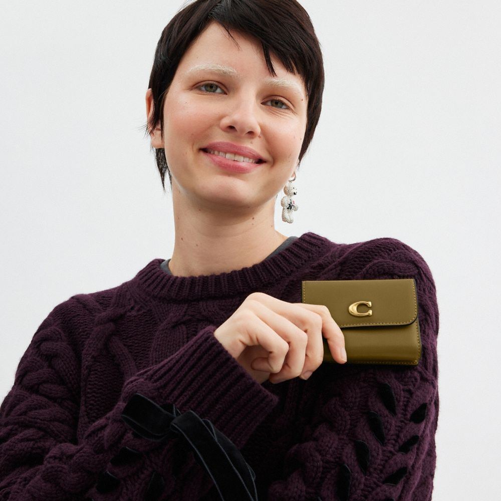 ESSENTIAL CARD HOLDER WALLET