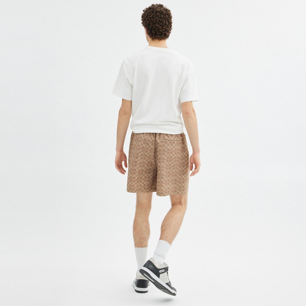 SIGNATURE SWIM TRUNKS IN RECYCLED POLYESTER