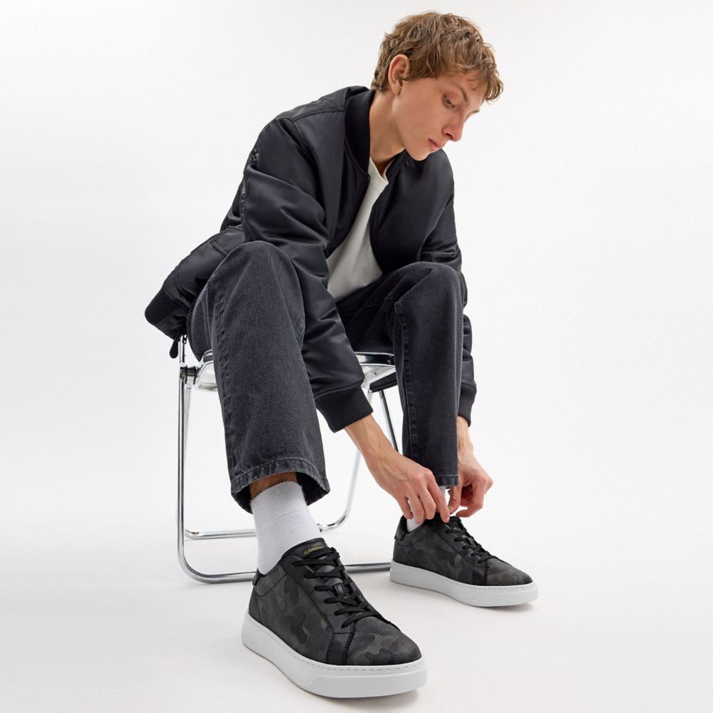 HIGH LINE SNEAKER IN SIGNATURE CAMO PRINT