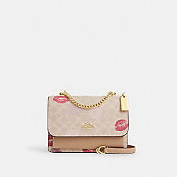 Klare Crossbody Bag In Signature Canvas With Lips Print - CZ947 - Gold/Sand Multi