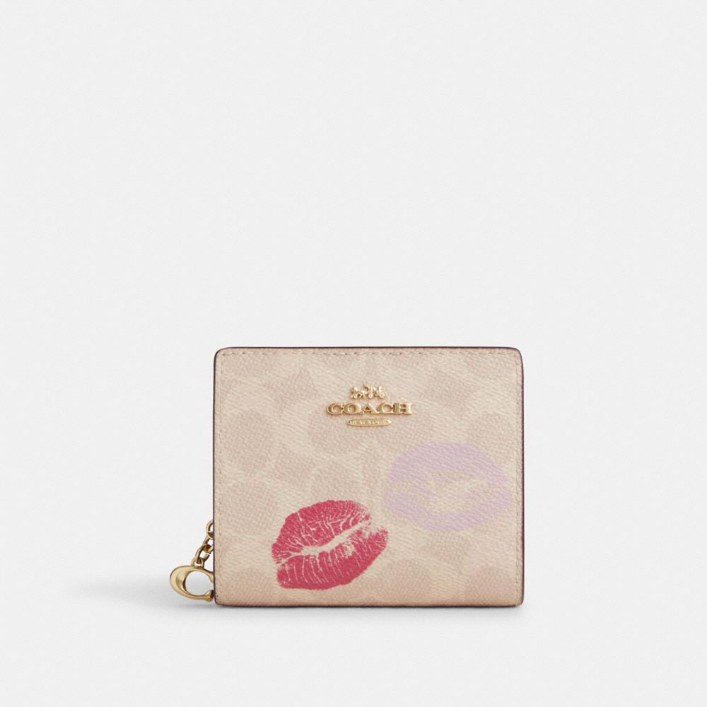 COACH CZ952 Snap Wallet In Signature Canvas With Lips Print GOLD/SAND MULTI