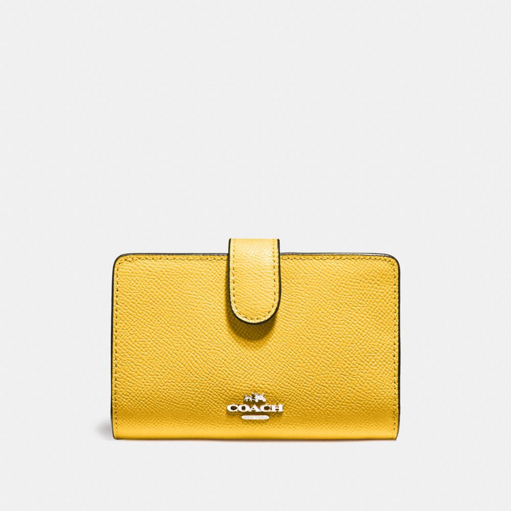 MEDIUM CORNER ZIP WALLET - CANARY 2/SILVER - COACH F11484