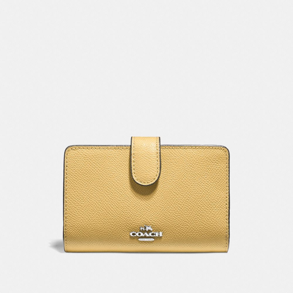 MEDIUM CORNER ZIP WALLET - LIGHT YELLOW/SILVER - COACH F11484