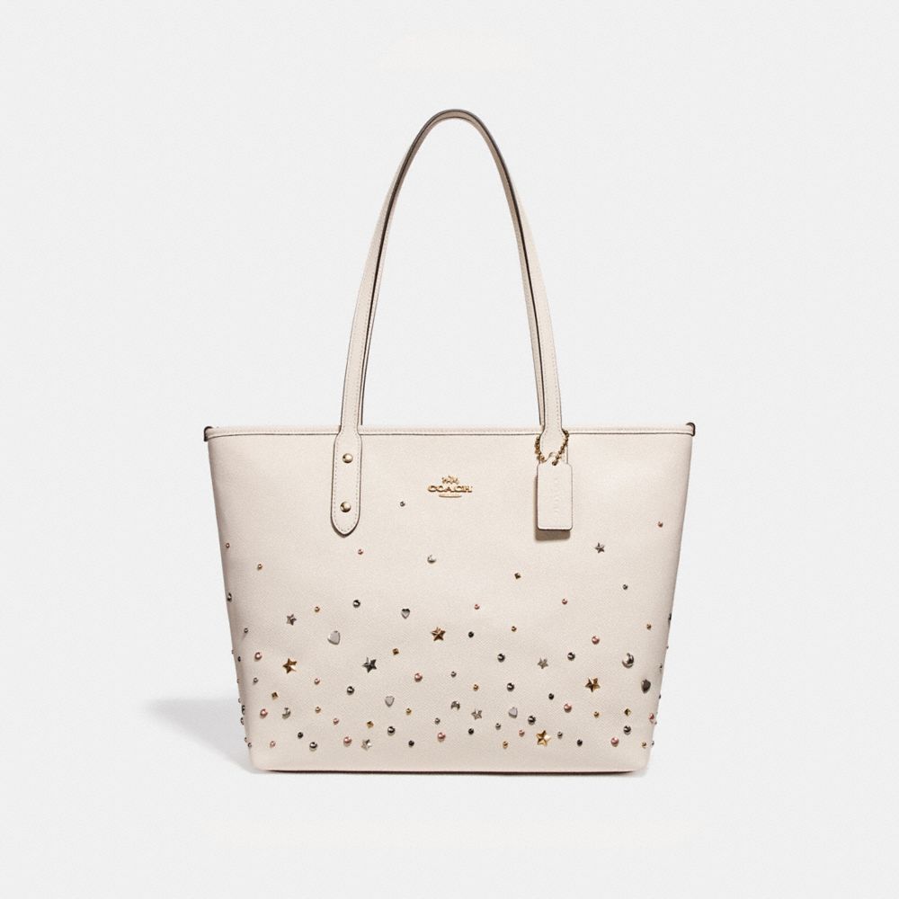 COACH CITY ZIP TOTE WITH STARDUST STUDS - LIGHT GOLD/CHALK - F22299